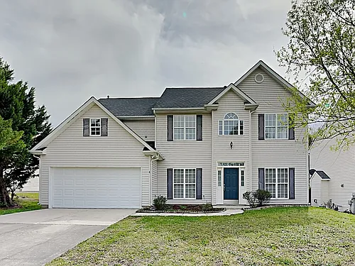 815 Reigate Rd Photo 1