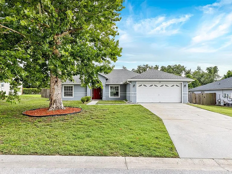 148 Country Lakes Cir — Photo 1