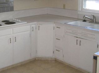 517 Barrett Blvd, Lusk, WY 82225