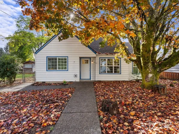 6732 NE Roselawn St, Portland, OR 97218