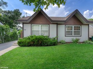 22 Arlington Ln, Fox Lake, IL 60020