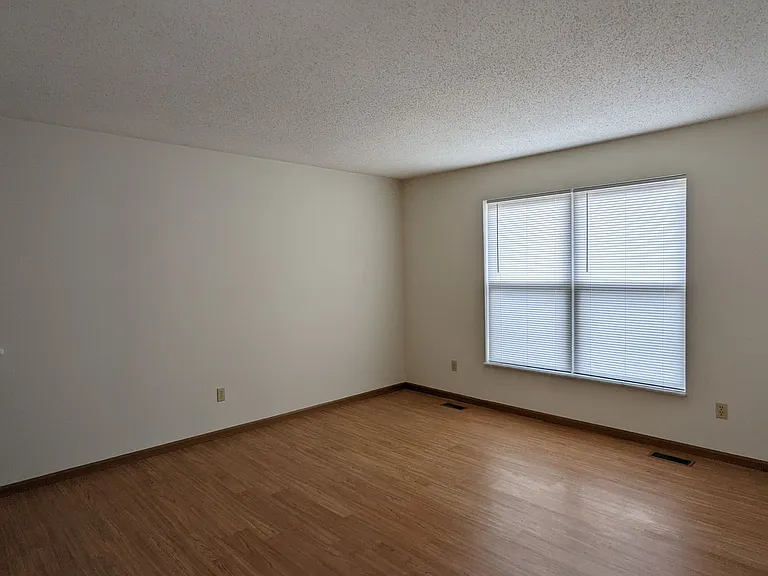 222 Baker St — Photo 9