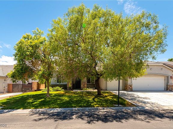 4th image of 8505 Starstruck Ave