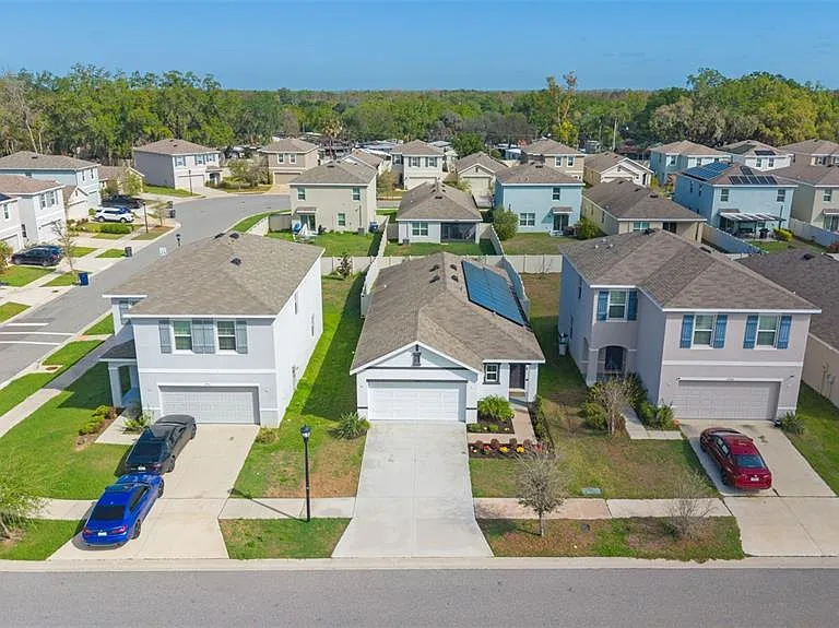 10918 Trailing Vine Dr — Photo 35