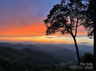 268 Sunset Point Rd, Burnsville, NC 28714