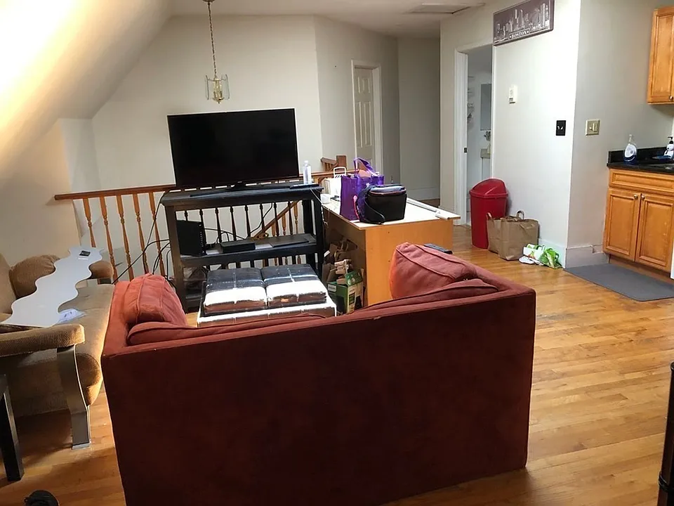78 Boylston St #4D