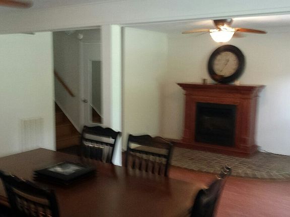 2nd image of 1400 Timber Hill Ln SE
