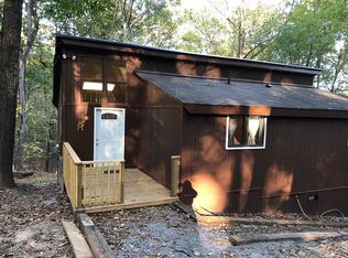 60 Turtle Ln, Hedgesville, WV 25427