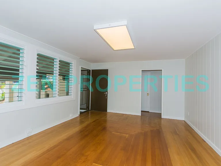 3167 Charles St — Photo 7