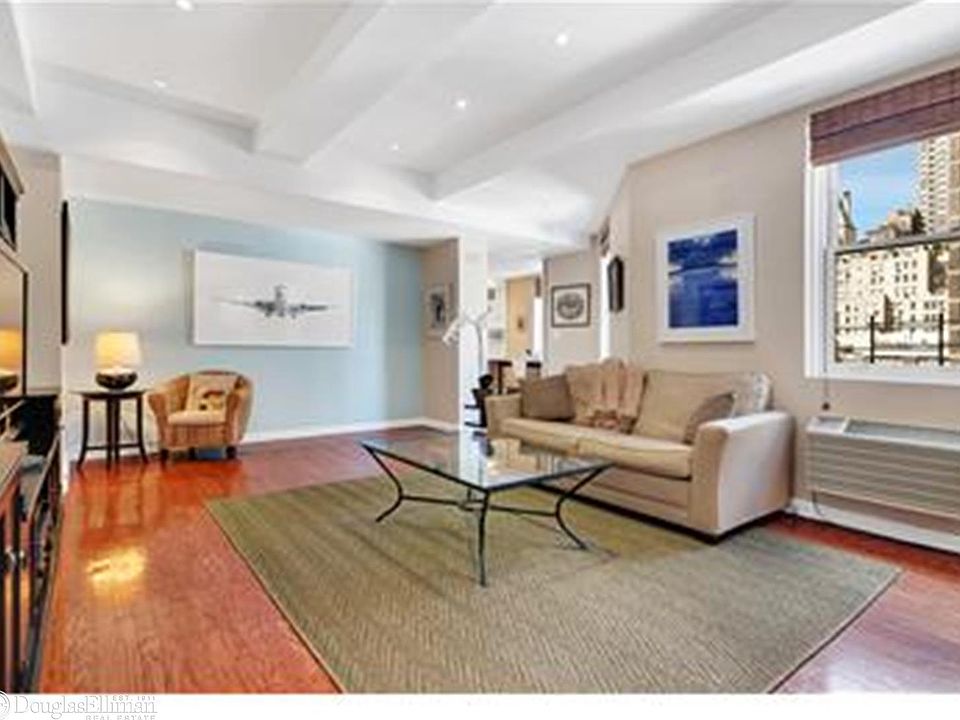 1st image of 340 W 55th St #11DC