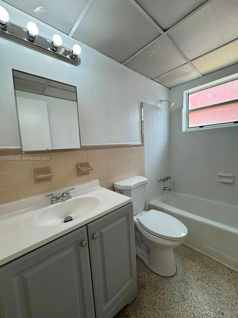 Gdn Homes Resub — Photo 1