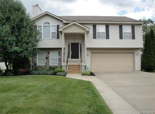 1770 Andover Blvd, Howell, MI 48843