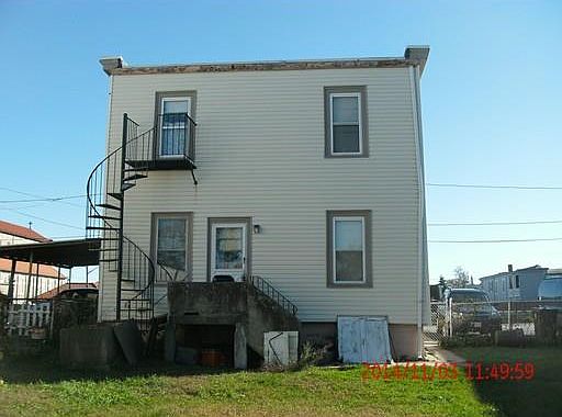2nd image of 330 American Legion Hwy