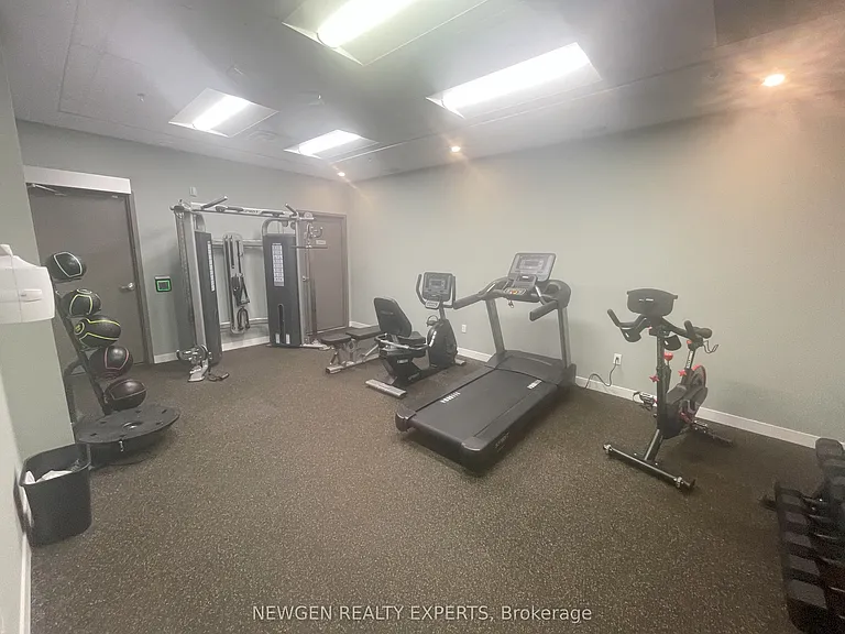 250 Albert St #720 — Photo 8
