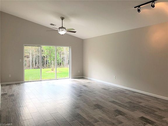 4th image of 11108 Yellow Poplar Dr