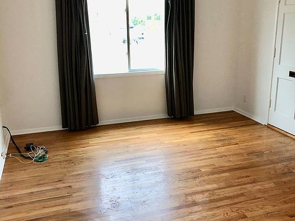 4th image of 7848 Hindry Ave