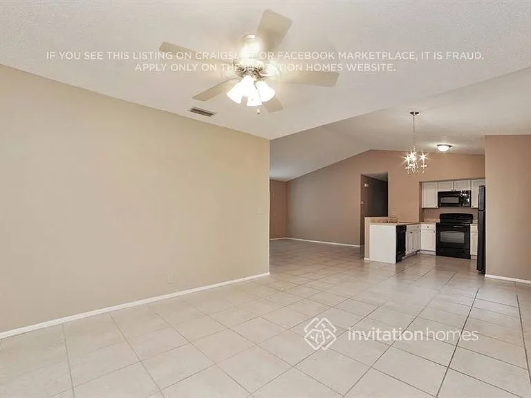4700 Cortez Way S — Photo 4