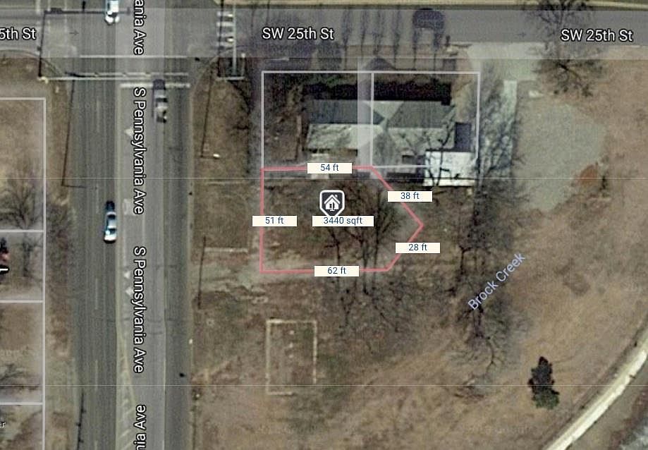 2nd image of 2604 S Pennsylvania Ave