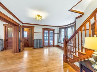 29 Shattuck St, Greenfield, MA 01301