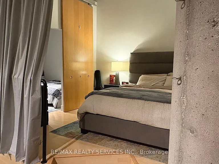90 Sumach St #406 — Photo 11