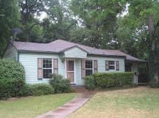 1453 Red Bud Ln, Garland, TX 75042