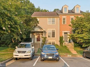 3859 Zelkova Ct, Fairfax, VA 22033