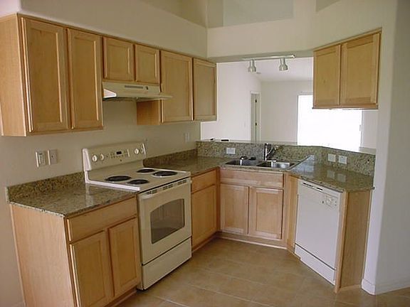 4th image of 31043 Baclan Dr
