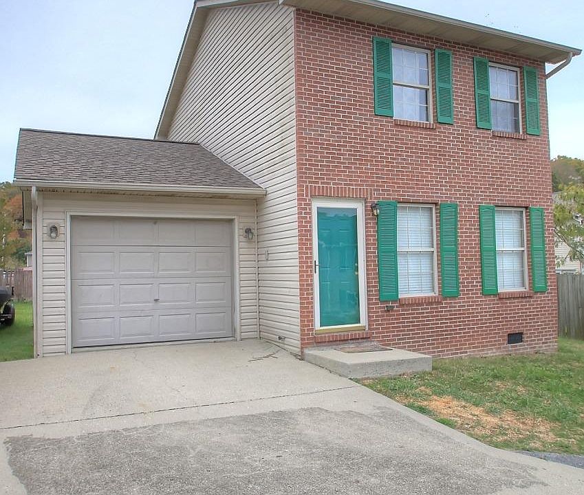 2nd image of 311 Clark Dr