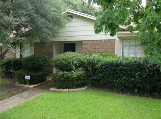 736 Rough Bark Dr, Dallas, TX 75217