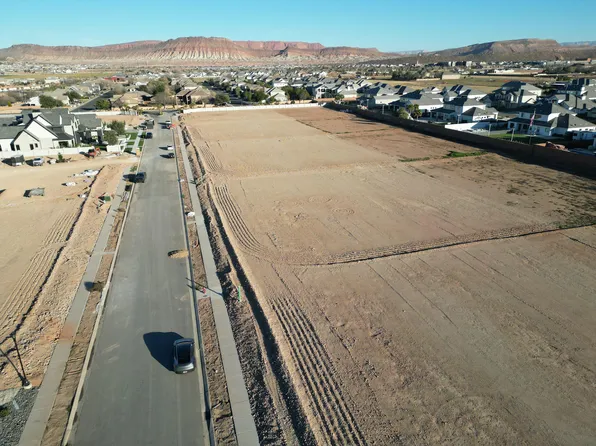 Hinckley Ln, Saint George, UT 84790