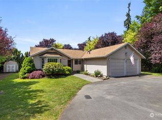 20904 Damson Rd, Lynnwood, WA 98036