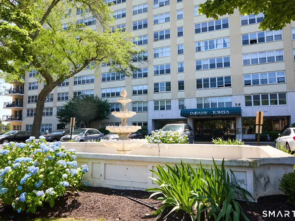 2625 Park Avenue #7S, Bridgeport, CT 06604
