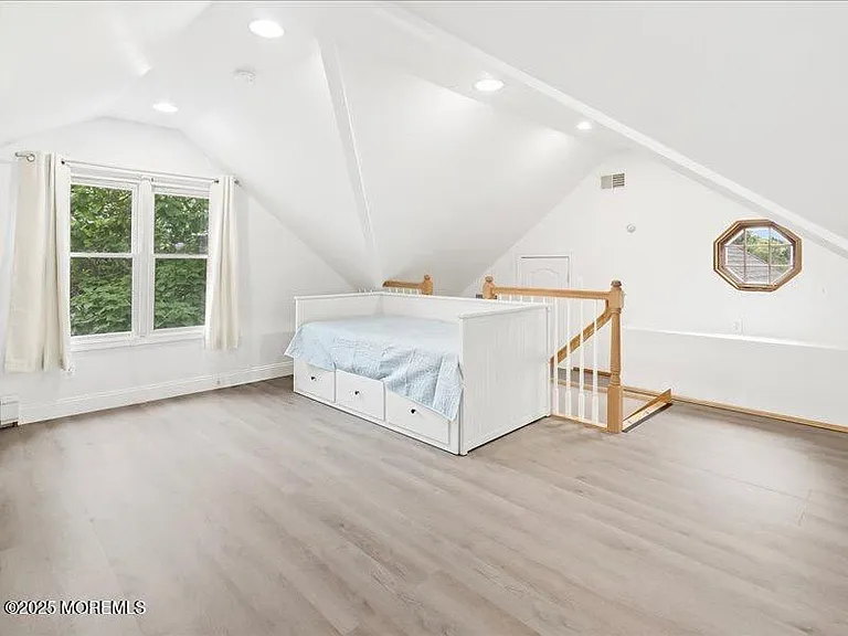 552 Prospect Ave — Photo 21
