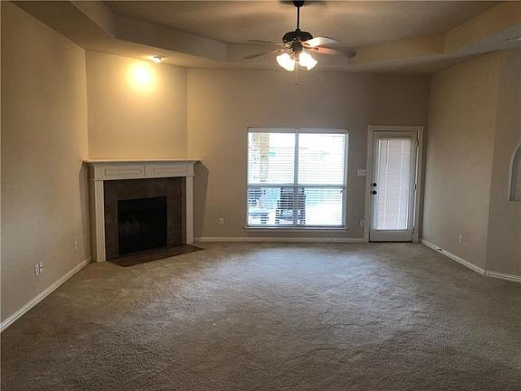 2nd image of 1308 Doe Meadow Dr