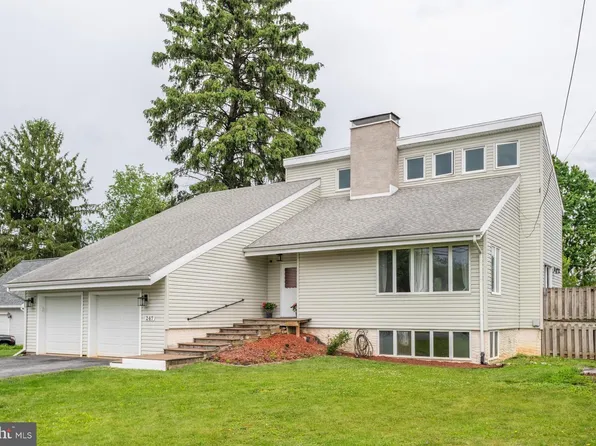 247 McBath St, State College, PA 16801
