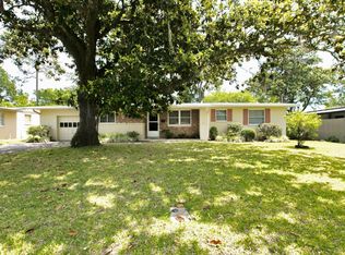 1051 Gunka Rd, Jacksonville, FL 32216