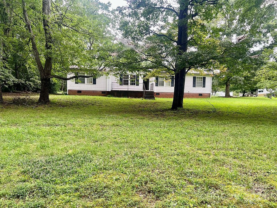 1st image of 215 Keever Farm Dr