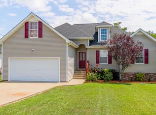 639 Fleming Farms Dr, Murfreesboro, TN 37128
