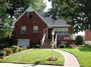 260 Virginia Ave, Fort Lee, NJ 07024