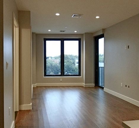 5th image of 2534 27th St