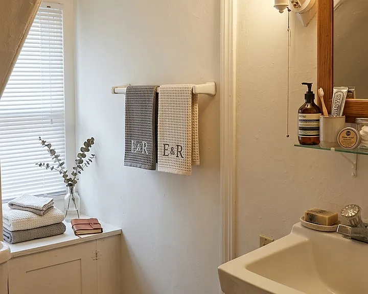 1282 Nicholson Ave — Photo 2