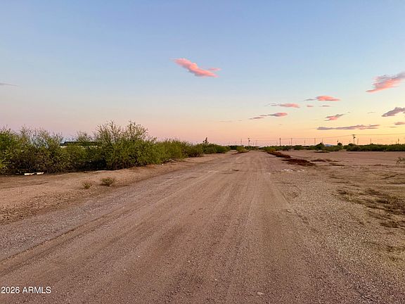 3rd image of 4335 N Cortez Drive #-