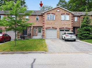 18 Lancaster Ct, Georgina, ON L4P 4A1