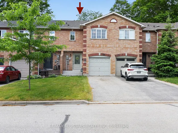 18 Lancaster Ct, Georgina, ON L4P 4A1