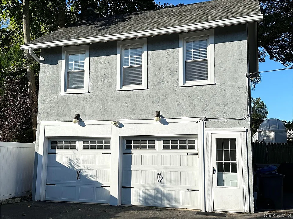 157 Clinton Ave #1