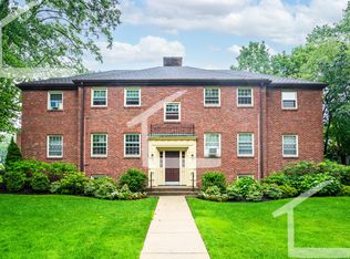 68 Wyman St #2, Waban, MA 02468