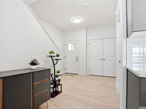 3rd image of 246 Katz COURT