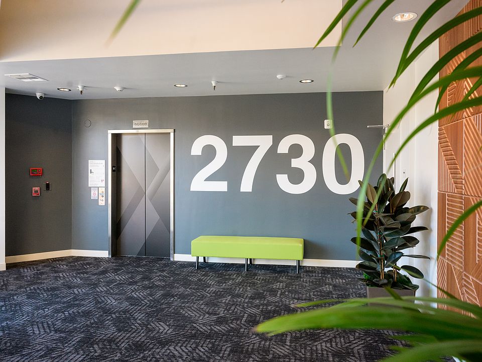 1st Floor Lobby Area