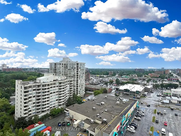86 Dundas St E #1320 — Photo 26