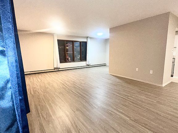 2nd image of 188 Pleasant Plains Ave Floor 2